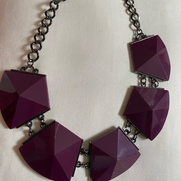 6 Statement necklaces! - PERFECT CONDITION - Picture 4 of 6